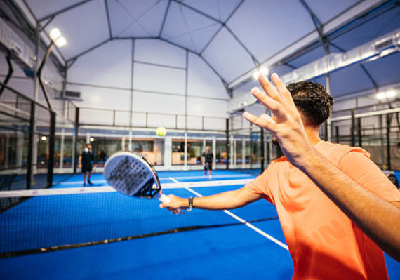 Constructeur court de pickleball